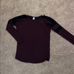 Long sleeve maroon shirt